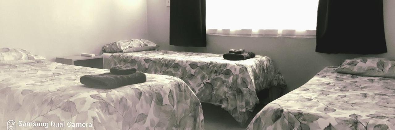 Aaron Court Motel Timaru Extérieur photo